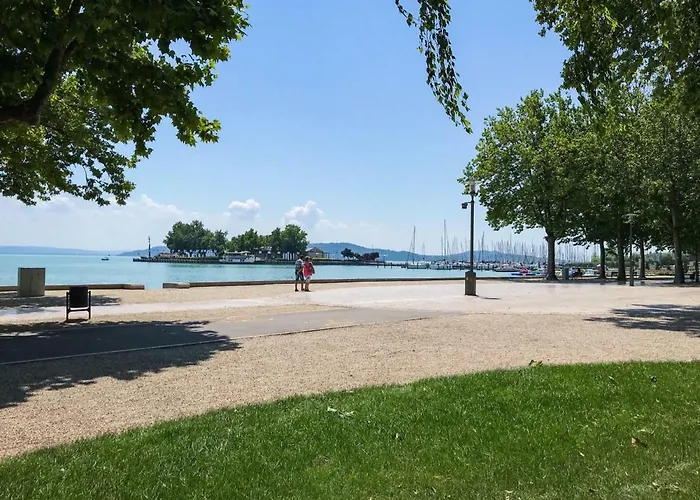 Balkon Horvath Haz 公寓